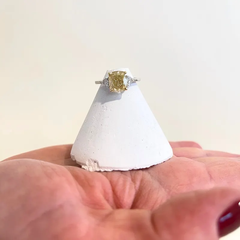 Engagement Ring No. 16, LM Gems